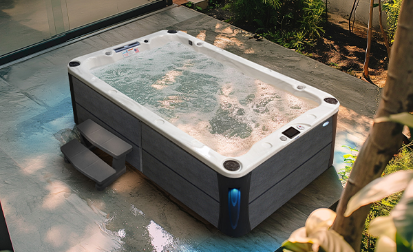 Deck Series Córdoba hot tubs for sale